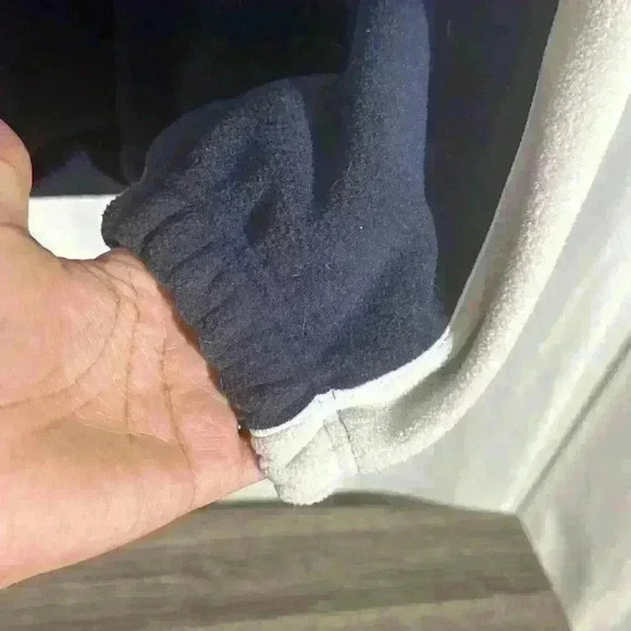 New England Patriots NFL Reebox Mens Fleece 1/4 Zip Pullover Football Blue L - Picture 8 of 8